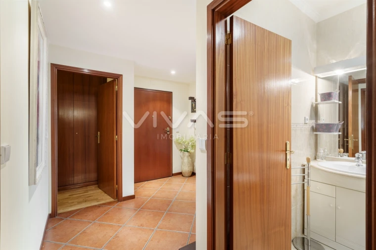 Apartamento T3 para Venda em Vila Verde e Barbudo Foto 22