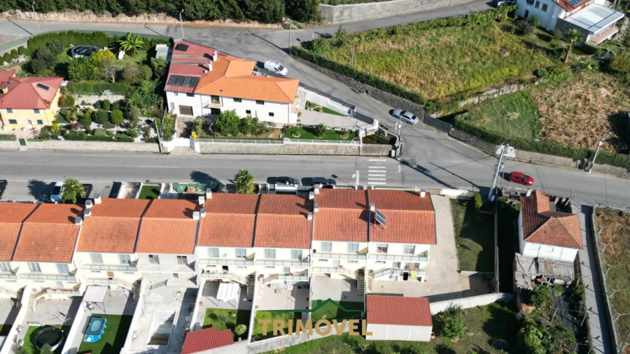 Moradia T4 para Arrendamento em Carregosa Foto 30