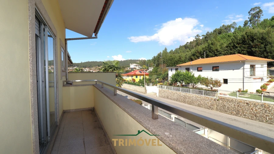 Moradia T4 para Arrendamento em Carregosa Foto 21