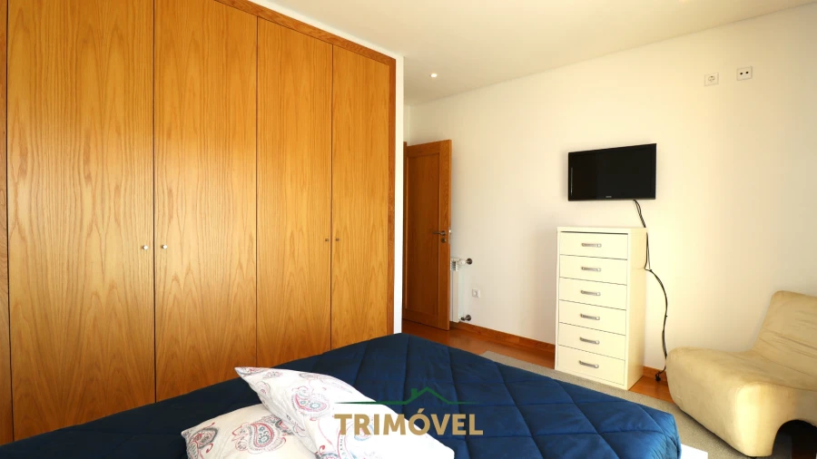 Moradia T4 para Arrendamento em Carregosa Foto 13