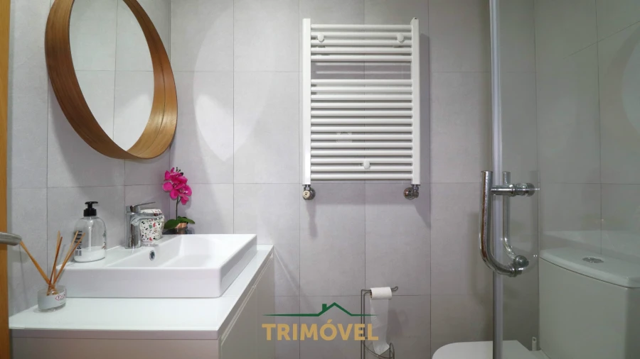 Moradia T4 para Arrendamento em Carregosa Foto 23