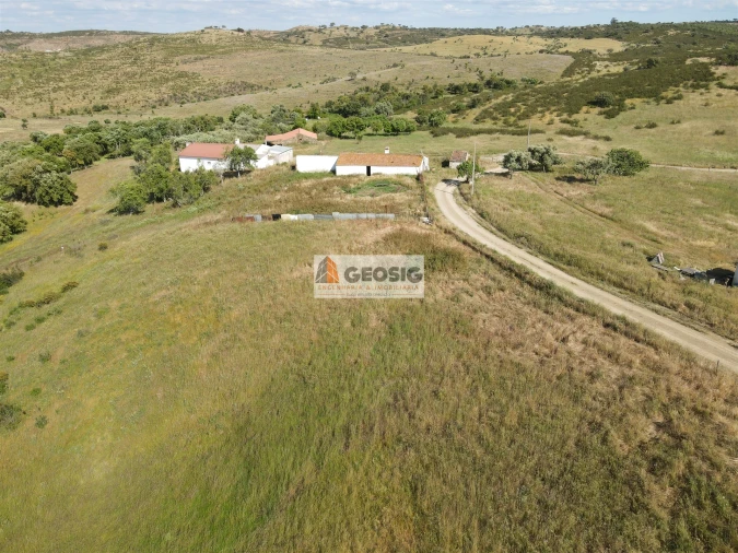 Quinta T0 para Venda em Almodôvar e Graça dos Padrões Foto 48