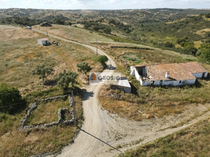 Quinta T0 para Venda em Almodôvar e Graça dos Padrões Foto 19