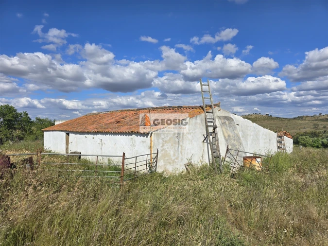 Quinta T0 para Venda em Almodôvar e Graça dos Padrões Foto 5