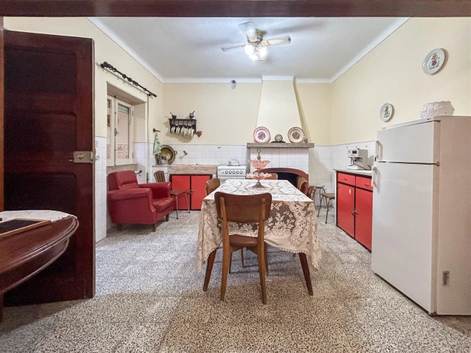 Moradia T6 para Venda em Escalos de Cima e Lousa Foto 8