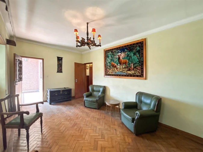 Moradia T6 para Venda em Escalos de Cima e Lousa Foto 2