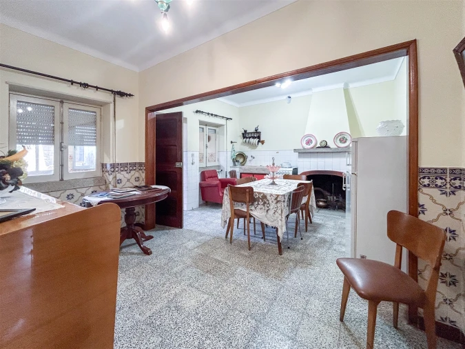 Moradia T6 para Venda em Escalos de Cima e Lousa Foto 7