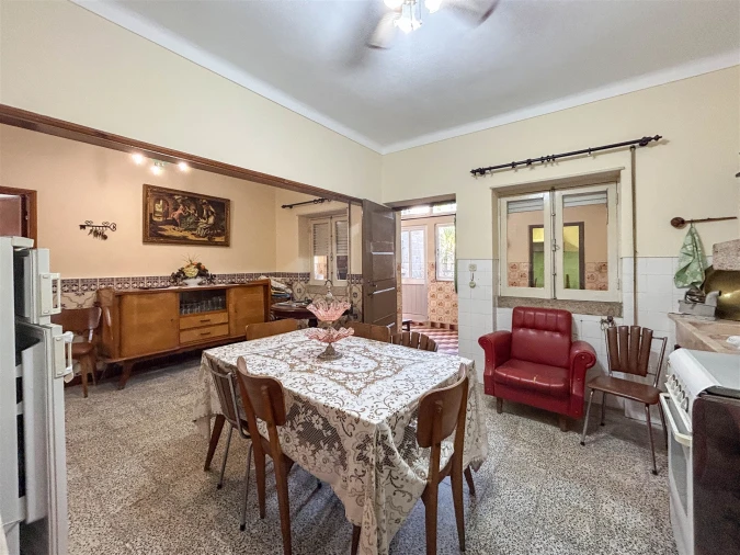 Moradia T6 para Venda em Escalos de Cima e Lousa Foto 11