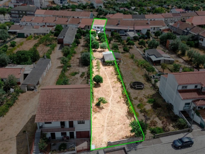 Moradia T6 para Venda em Escalos de Cima e Lousa