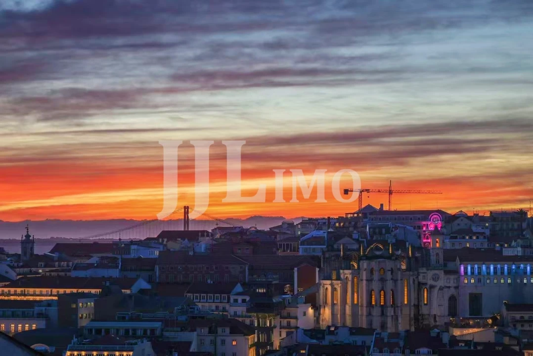 Apartamento T1 para Venda em Santa Maria Maior Foto 3