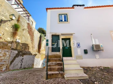 Apartamento T1 para Venda em Santa Maria Maior