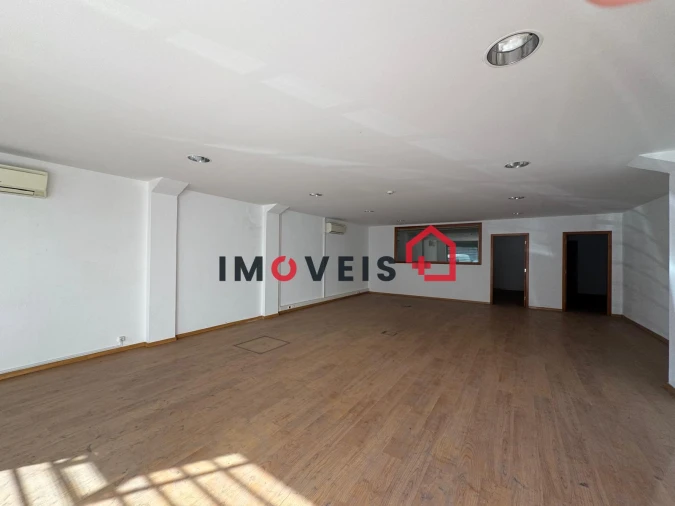 Loja para Venda em Marvila, Ribeira Santarém, São Salvador, São Nicolau Foto 2