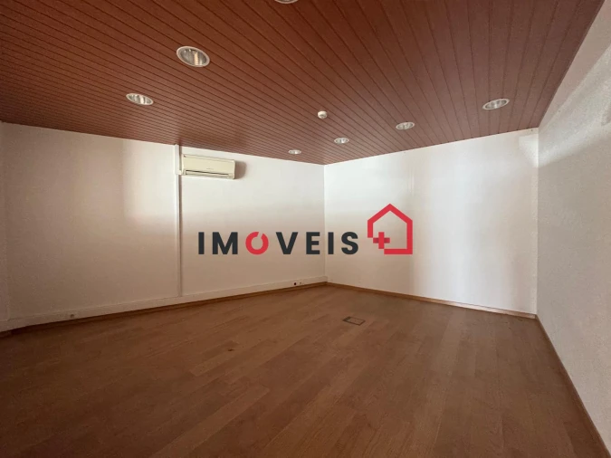 Loja para Venda em Marvila, Ribeira Santarém, São Salvador, São Nicolau Foto 4