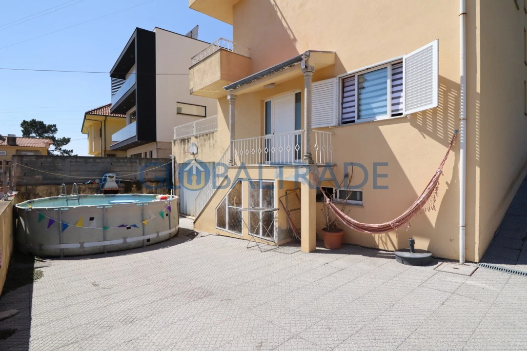 Moradia T4 para Venda em Foz do Sousa e Covelo Foto 2