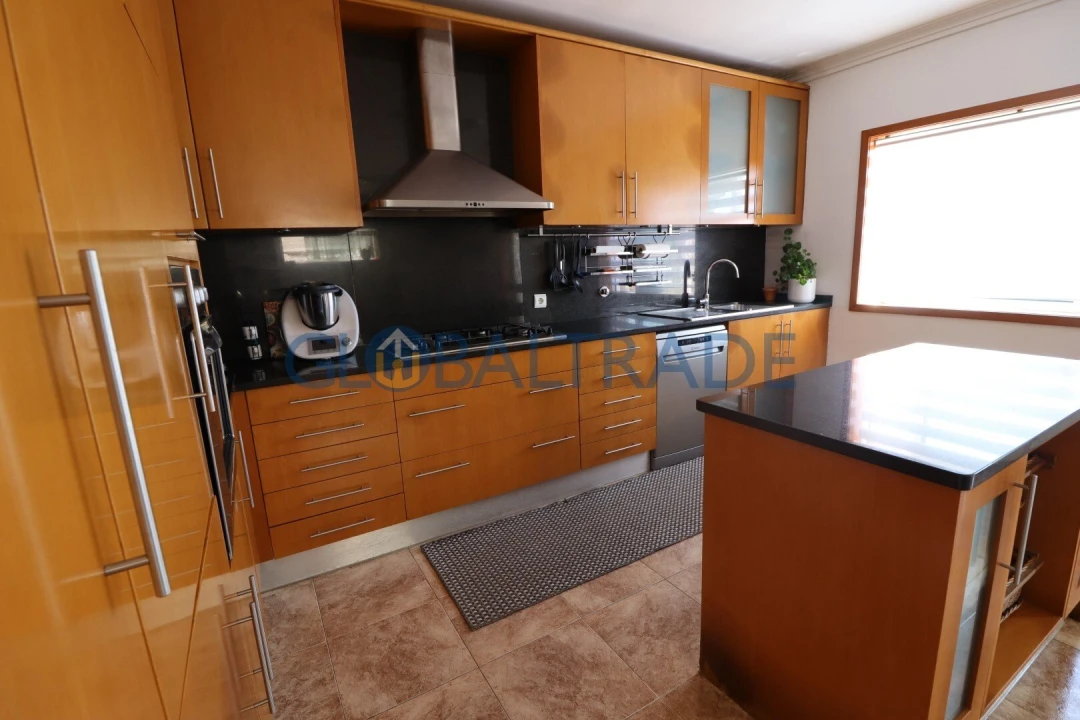 Moradia T4 para Venda em Foz do Sousa e Covelo Foto 16