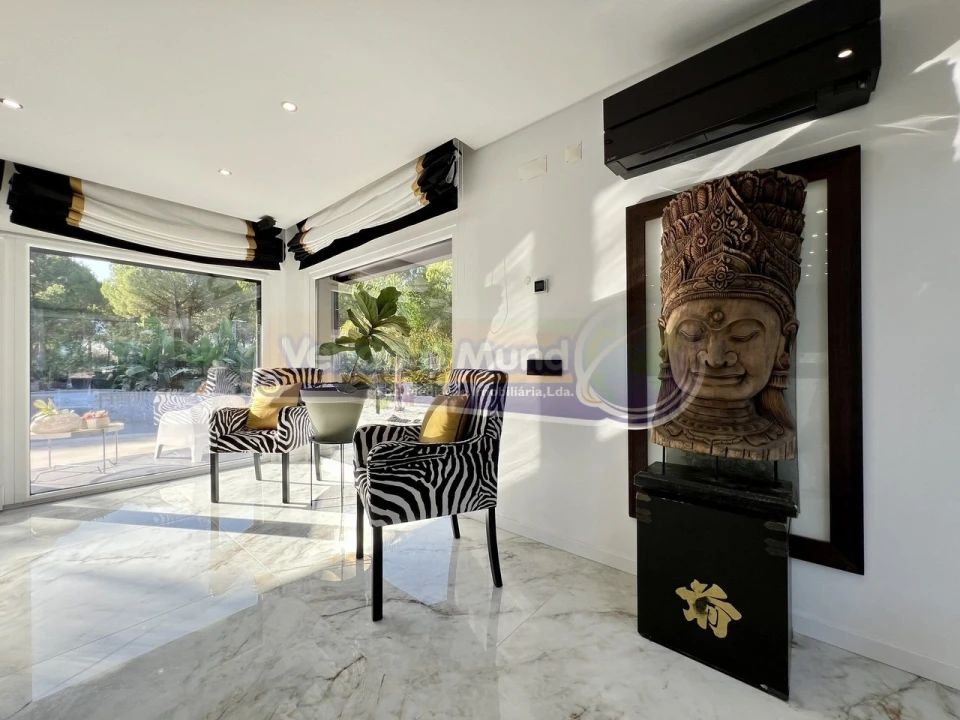 Moradia T4 para Venda em Santo Estêvão Foto 15