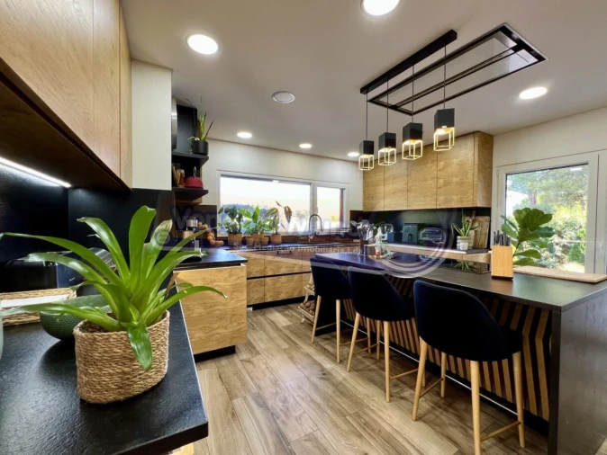 Moradia T4 para Venda em Santo Estêvão Foto 2