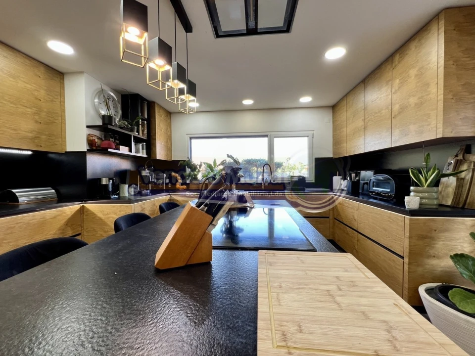 Moradia T4 para Venda em Santo Estêvão Foto 4