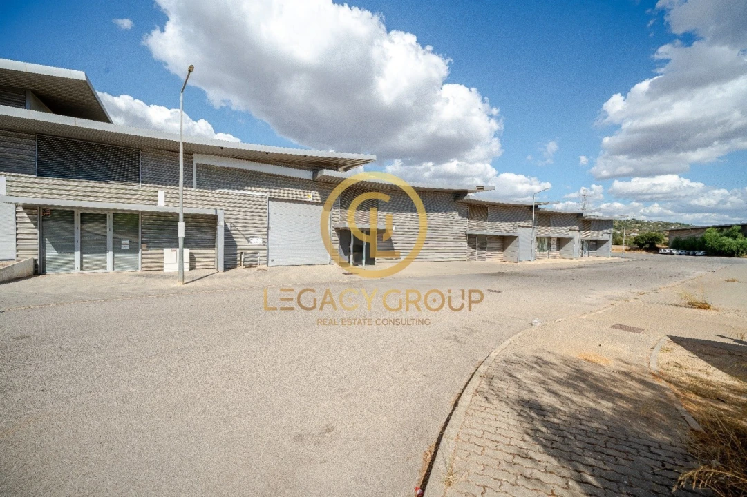 Armazém para Venda em Algoz e Tunes Foto 2