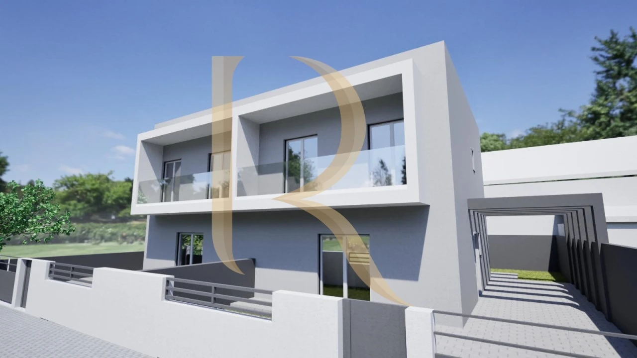 Moradia T4 para Venda em Fernao Ferro Foto 3