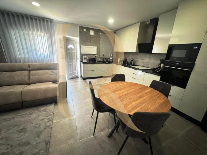 Moradia T2 para Venda em Coruche, Fajarda e Erra Foto 1