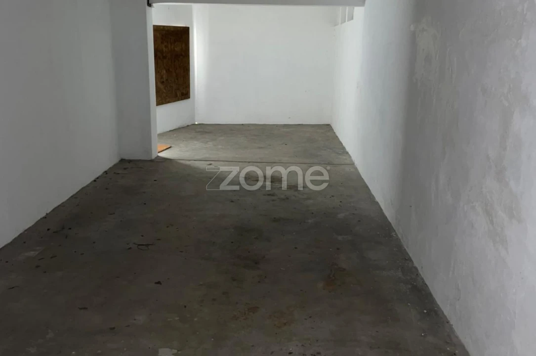 Garagem para Arrendamento em Cedofeita, Santo Ildefonso, Sé, Miragaia, São Nicolau e Vitória Foto 6