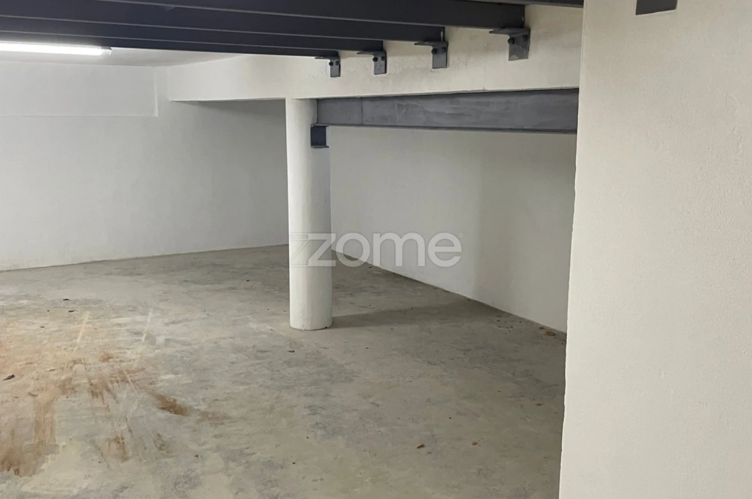 Terreno Comércio / Armazém para Arrendamento em Cedofeita, Santo Ildefonso, Sé, Miragaia, São Nicolau e Vitória Foto 6