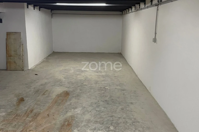 Terreno Comércio / Armazém para Arrendamento em Cedofeita, Santo Ildefonso, Sé, Miragaia, São Nicolau e Vitória Foto 16