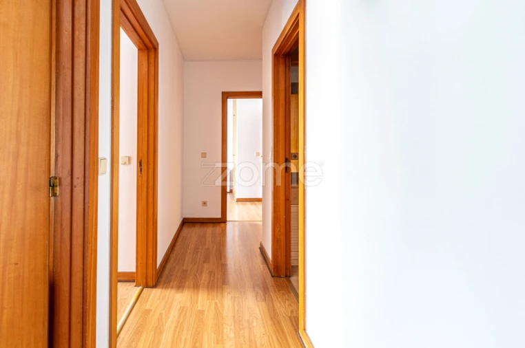 Apartamento T4 para Arrendamento em Aldoar, Foz do Douro e Nevogilde Foto 30