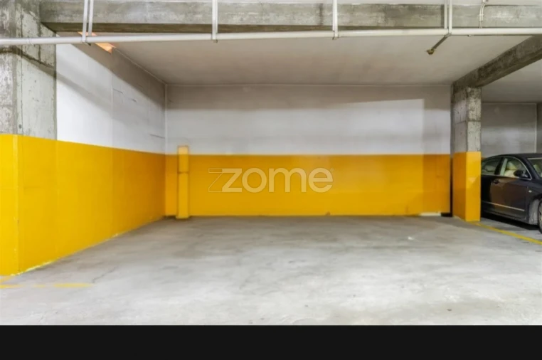 Apartamento T4 para Arrendamento em Aldoar, Foz do Douro e Nevogilde Foto 34