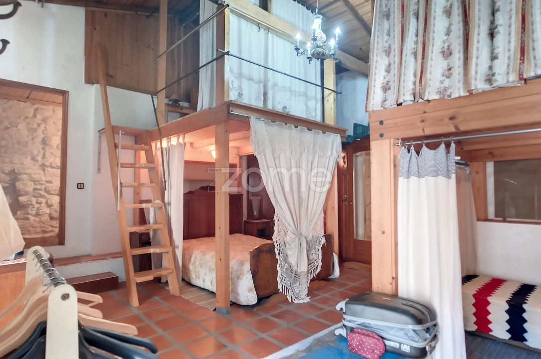 Moradia T4 para Venda em Armamar Foto 14