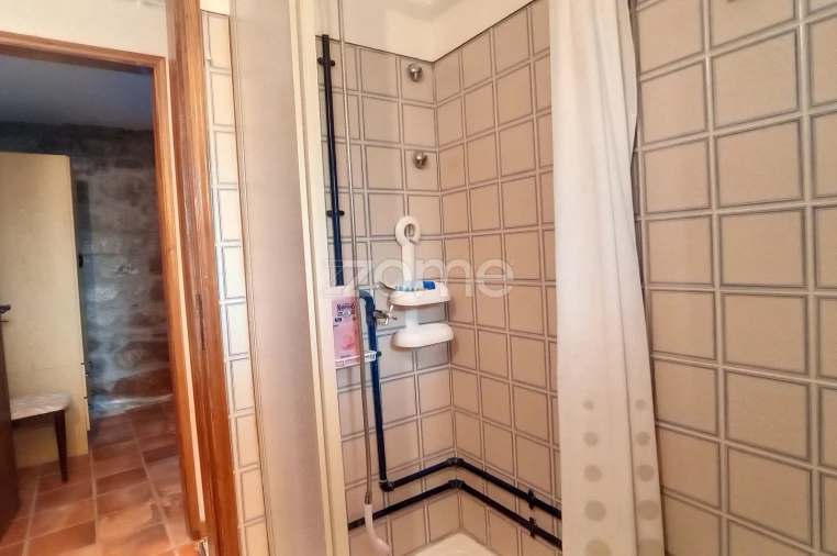 Moradia T4 para Venda em Armamar Foto 9