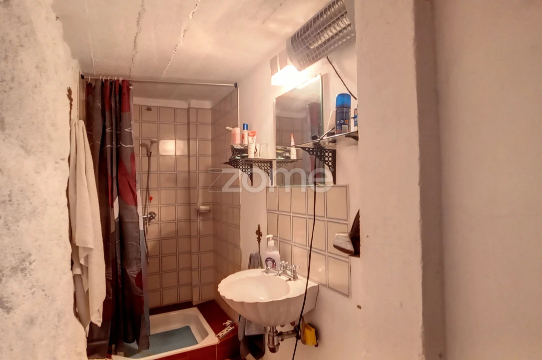 Moradia T4 para Venda em Armamar Foto 15