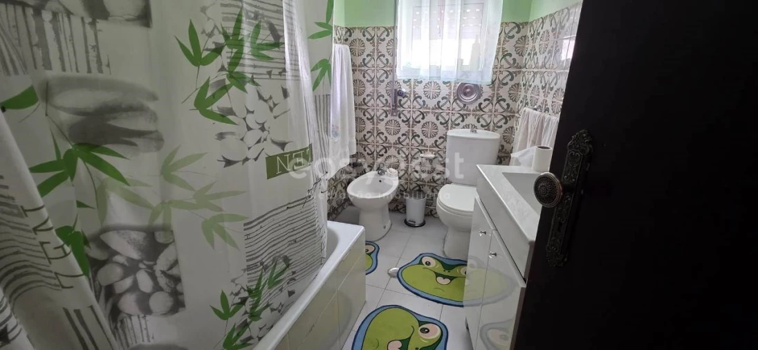 Moradia T4 para Venda em Terra Chã Foto 16