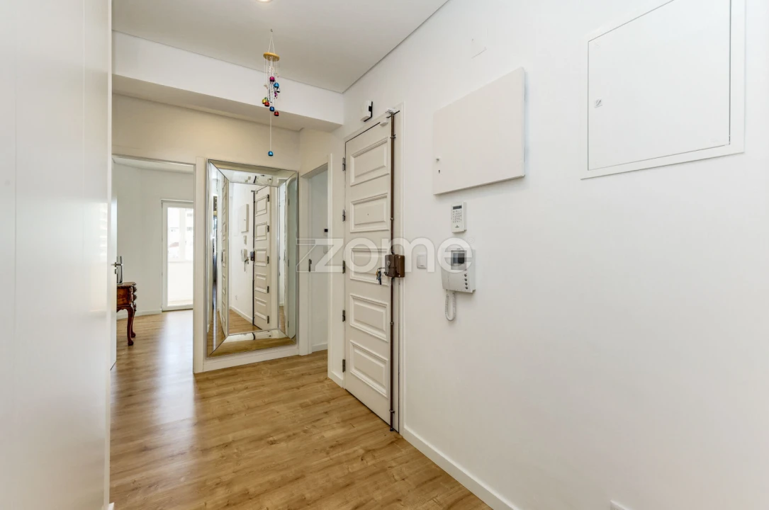 Apartamento T3 para Arrendamento em Almada, Cova da Piedade, Pragal e Cacilhas Foto 5