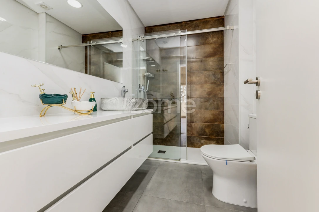 Apartamento T3 para Arrendamento em Almada, Cova da Piedade, Pragal e Cacilhas Foto 18