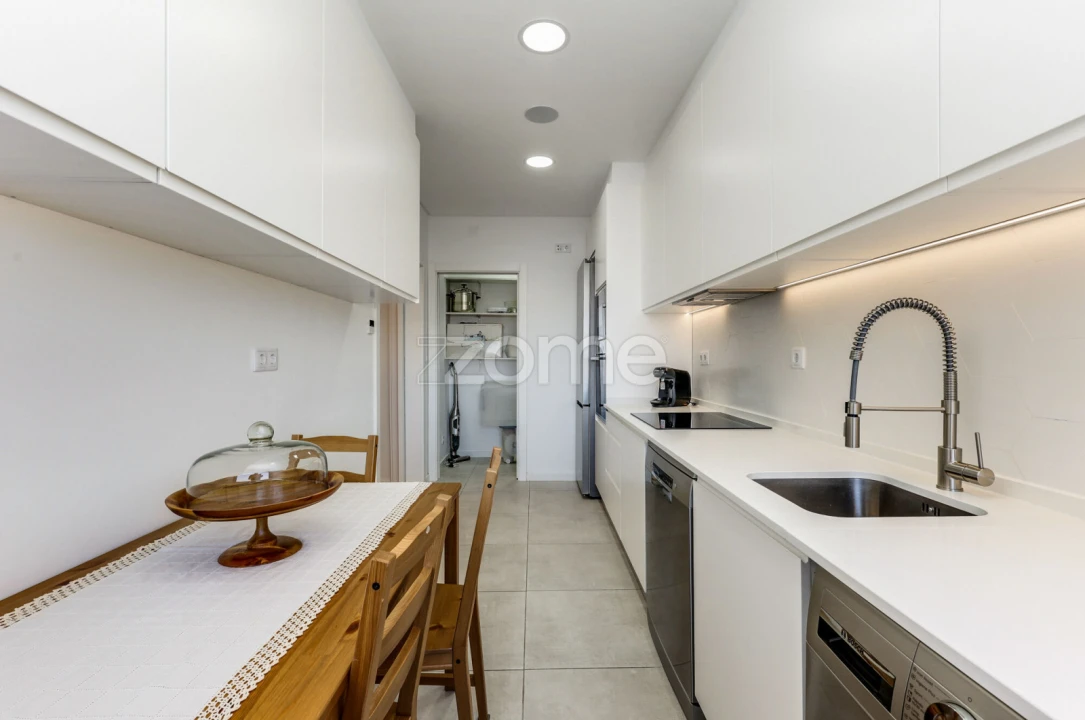 Apartamento T3 para Arrendamento em Almada, Cova da Piedade, Pragal e Cacilhas Foto 15