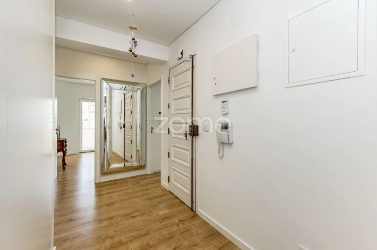 Apartamento T3 para Arrendamento em Almada, Cova da Piedade, Pragal e Cacilhas Foto 5