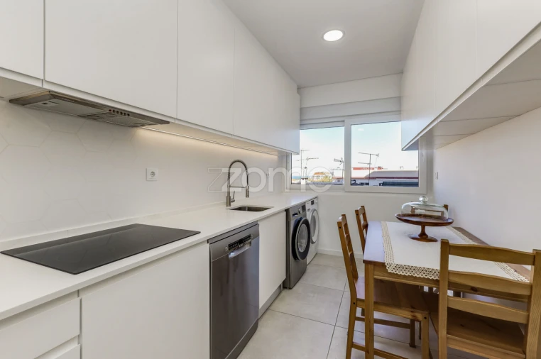 Apartamento T3 para Arrendamento em Almada, Cova da Piedade, Pragal e Cacilhas Foto 14