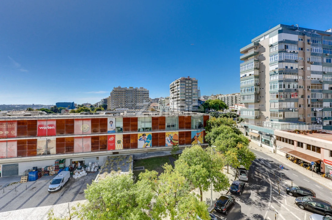 Apartamento T3 para Arrendamento em Almada, Cova da Piedade, Pragal e Cacilhas Foto 27