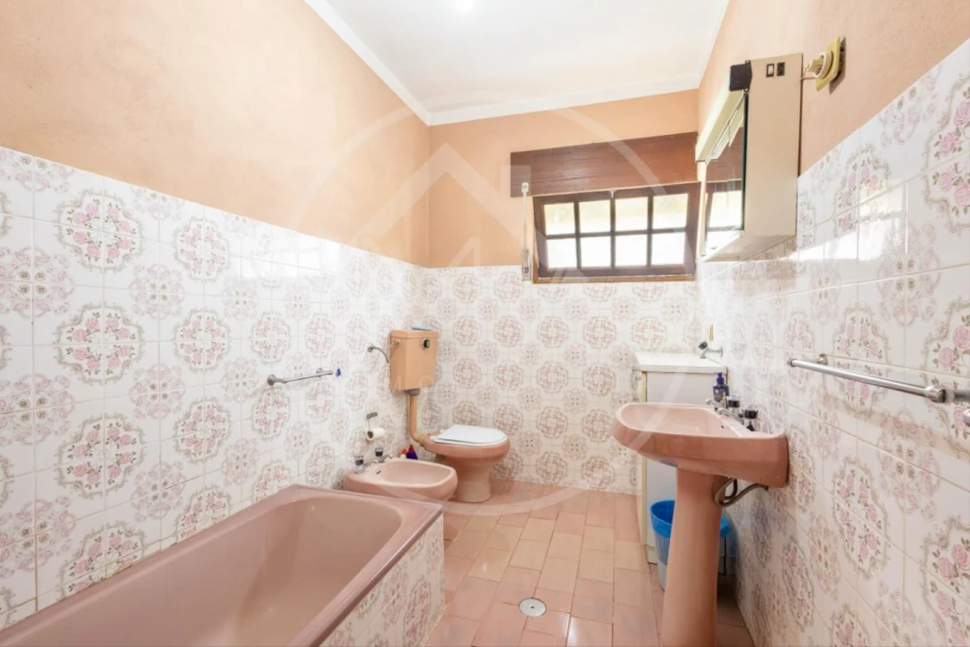 Moradia T4 para Venda em Salvador e Santo Aleixo de Além-Tâmega Foto 10