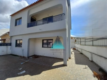 Moradia T3 para Venda em Amora
