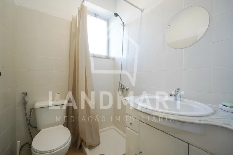 Apartamento T1 para Venda em Benedita Foto 4