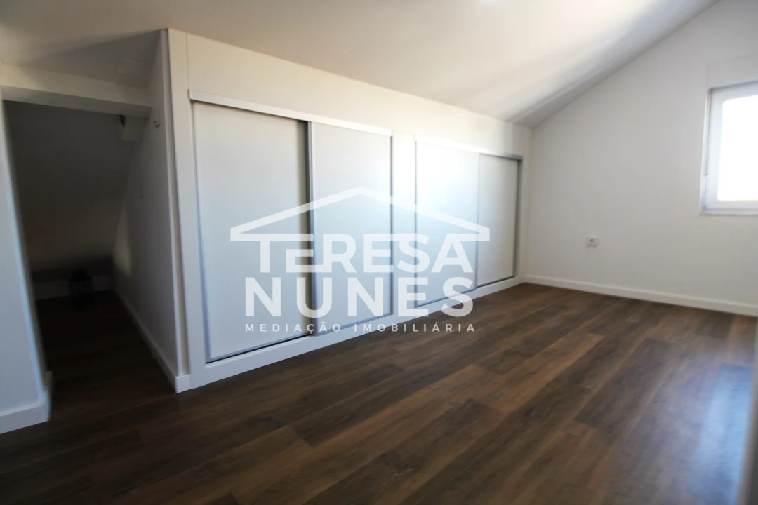 Moradia T2 para Venda em Quinta do Conde Foto 22