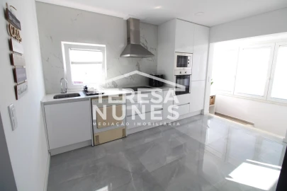 Moradia T2 para Venda em Quinta do Conde