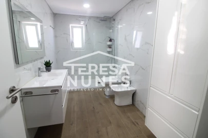 Moradia T2 para Venda em Quinta do Conde