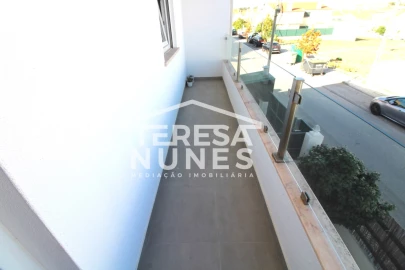 Moradia T2 para Venda em Quinta do Conde