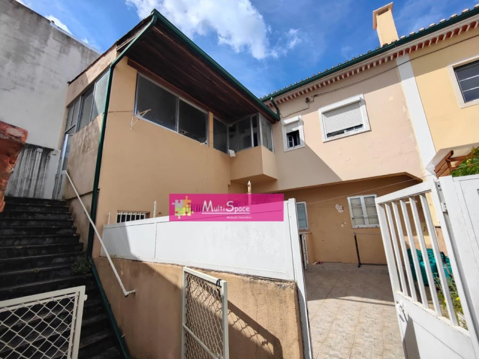 Moradia T6 para Venda em Torres Novas (Santa Maria, Salvador e Santiago) Foto 4