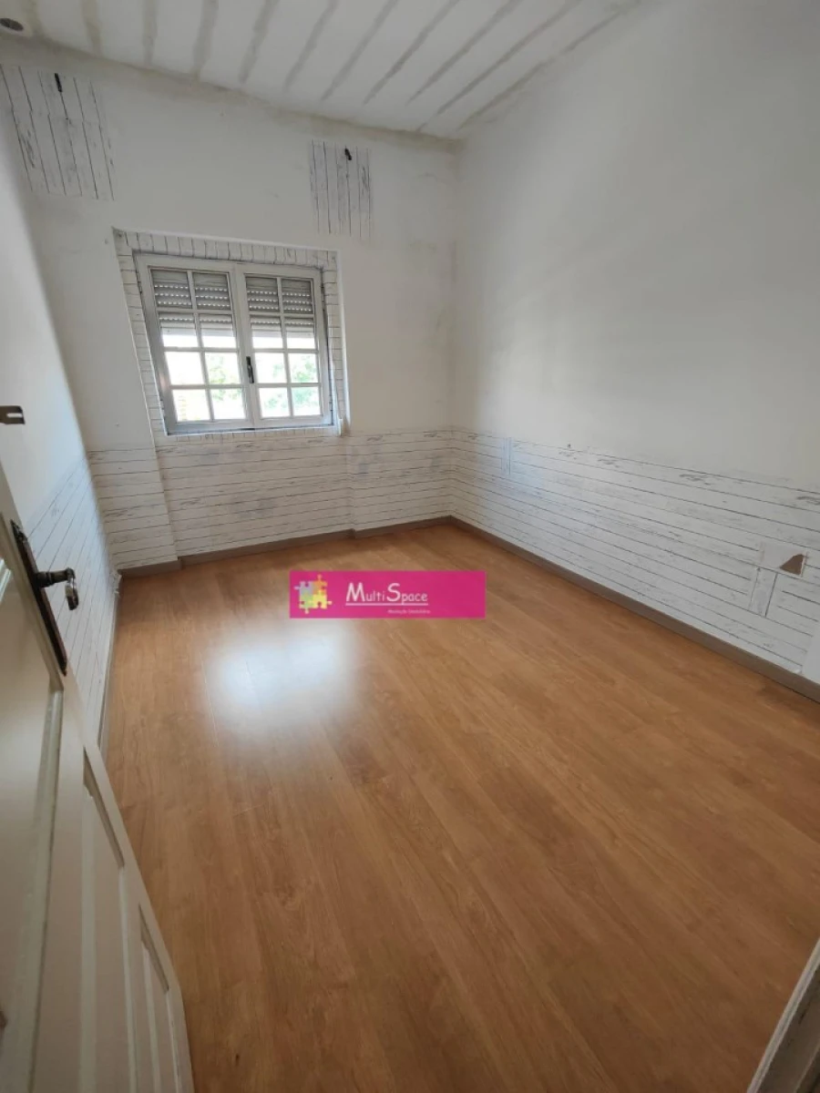 Moradia T6 para Venda em Torres Novas (Santa Maria, Salvador e Santiago) Foto 8