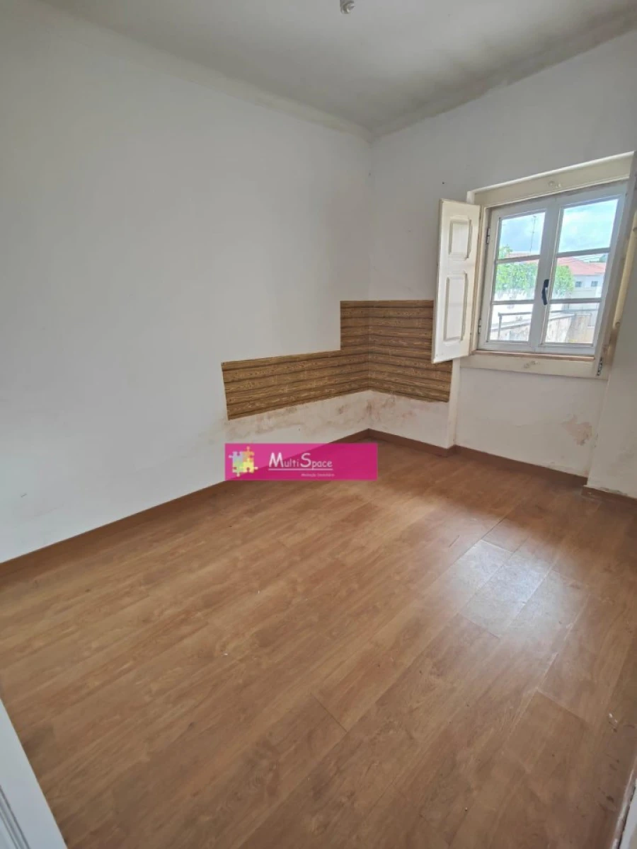 Moradia T6 para Venda em Torres Novas (Santa Maria, Salvador e Santiago) Foto 16